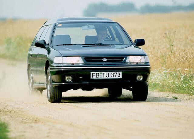 Tradition: 30 Jahre Subaru Legacy und Outback - Auf allen Vieren an die Spitze