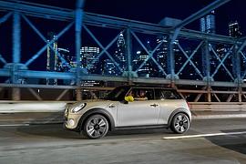 Honda e gegen Mini Cooper SE - Klein aber oho