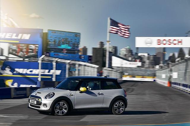 Der Mini Cooper SE bietet das viel zitierte Gokart-Feeling