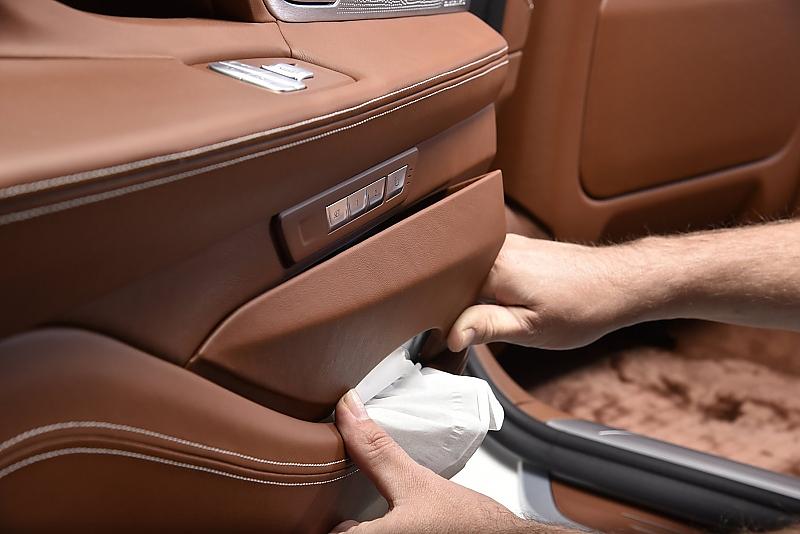 BMW 750 Li Solitaire