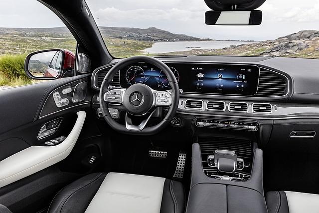 Beim GLE Coupé hält das MBUX-System Einzug