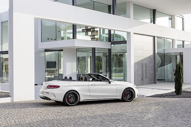 Mercedes AMG C 63 Cabrio - hat mit über 1,9 Tonnen mächtig Übergewicht