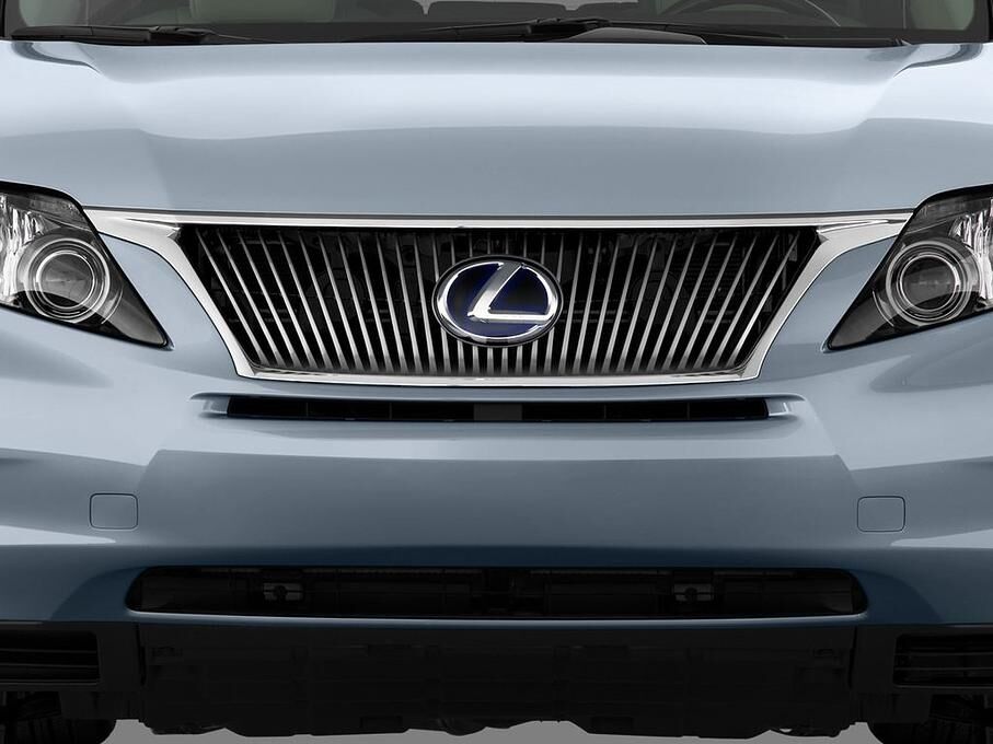Lexus RX Hybrid (Baujahr 2010) - 5 Türen Kühlergrill und Scheinwerfer