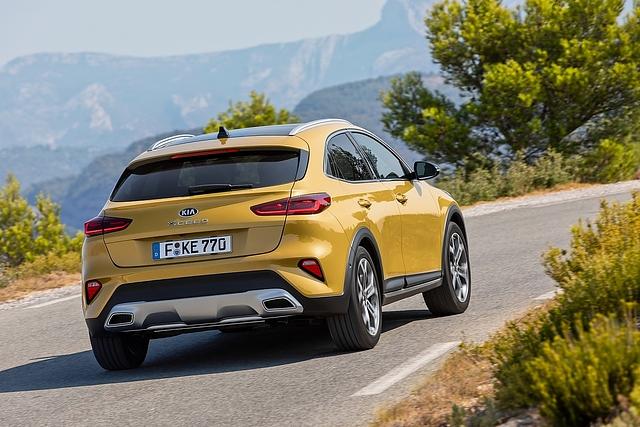 Nach hinten ist der Kia XCeed unübersichtlich