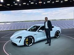 Premiere: Porsche Taycan - Saubere Kraft in schöner Form