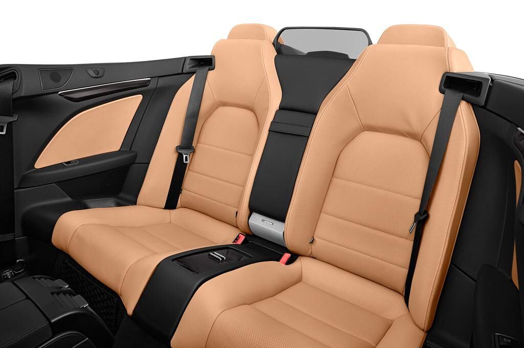 Mercedes E-Class (Baujahr 2012) Avantgarde 2 Türen Rücksitze