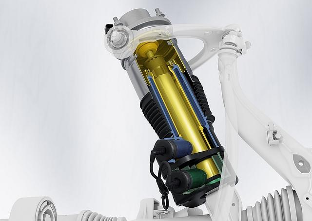 Beim Fahrwerk setzt Porsche auf eine adaptive Dreikammer-Luftfederung
