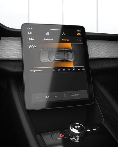 Das Design der Oberfläche ist aber im Polestar-Stil gehalten