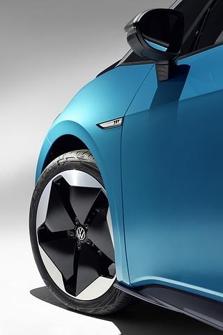 Der VW ID.3 rollt serienmäßig auf 18 Zöllern, optional gibt es auch 19 und 20 Zoll Varianten