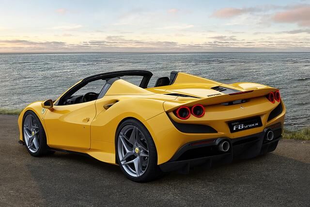 Im Vergleich zum 488 Spider wurde der F8 Spider optisch in einigen Details verfeinert