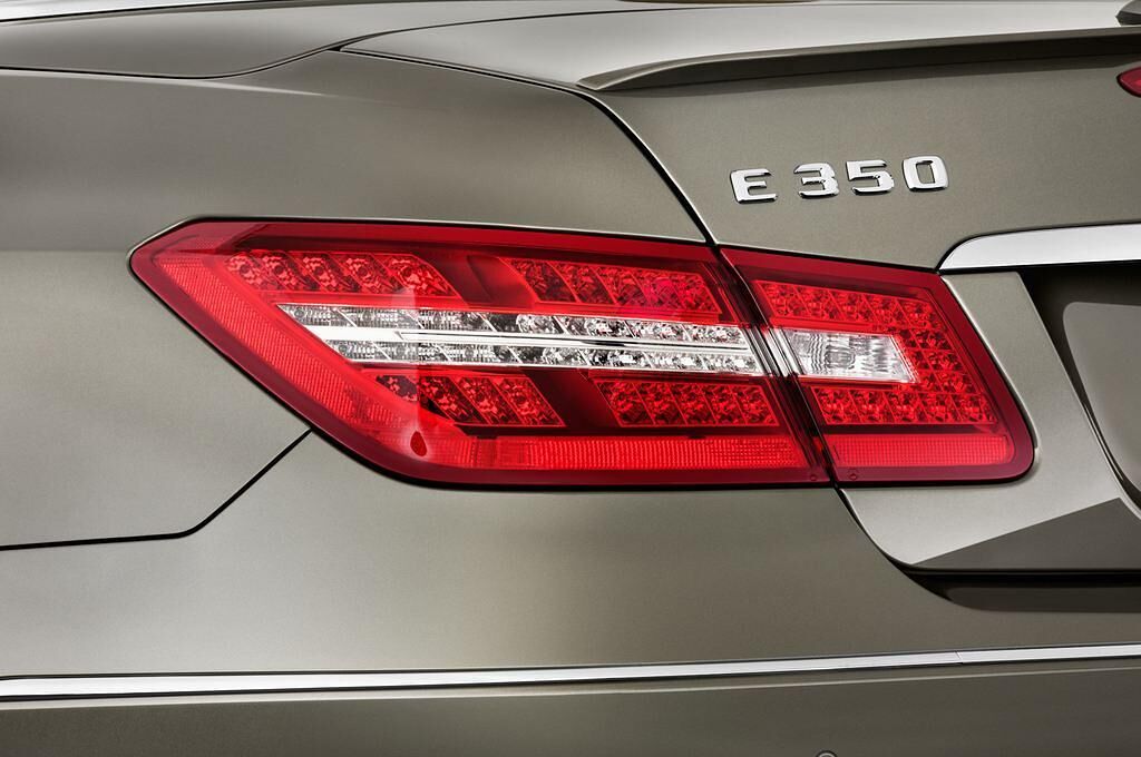 Mercedes E-Class (Baujahr 2012) Avantgarde 2 Türen Rücklicht