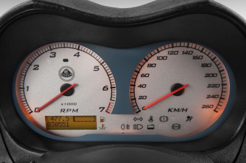 Lotus Europa (Baujahr 2010) S 2 Türen Tacho und Fahrerinstrumente