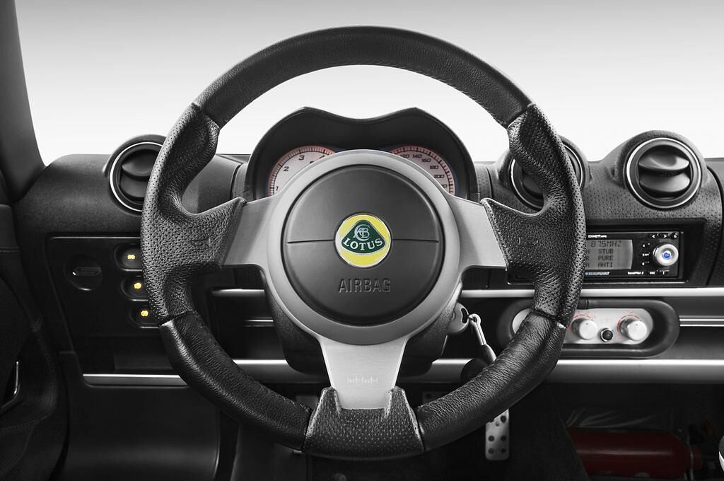 Lotus Europa (Baujahr 2010) S 2 Türen Lenkrad