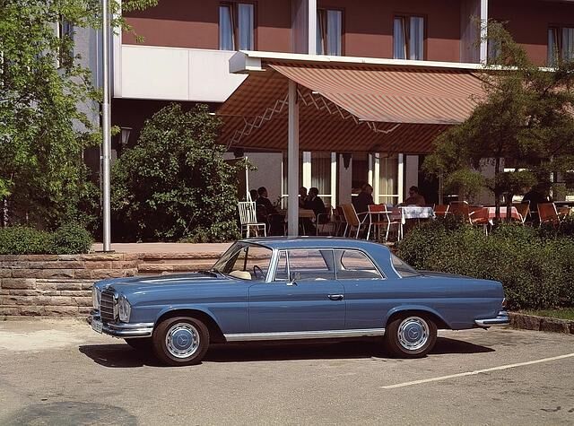 Auch Willy Brandt ließ sich im Mercedes fahren