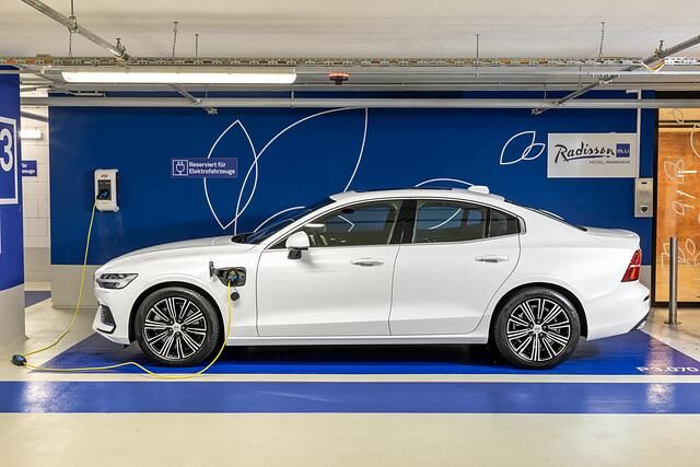 Top-Version ist der T8 Twin Engine, der auch rein elektrisch fahren kann