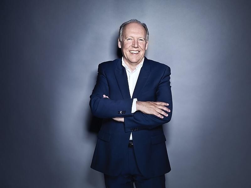 Jaguar Chefdesigner Ian Callum arbeitet daran, den neuen Luxus umzusetzen