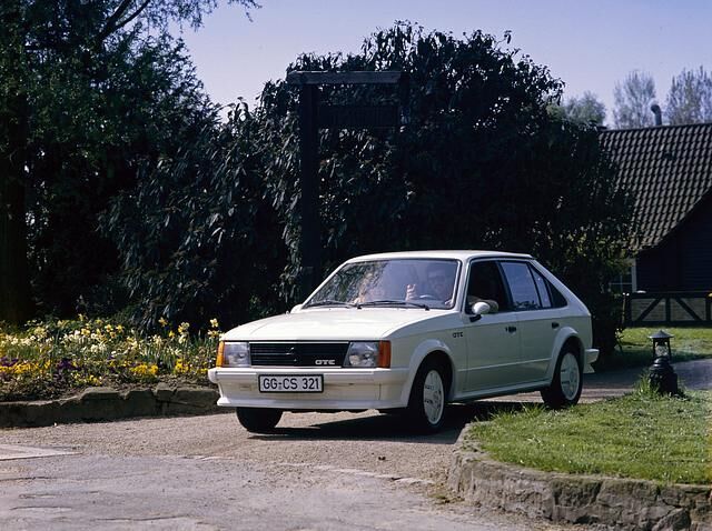 Gegen den Golf GTI positioniert wurde der 85 kW/115 PS starke Kadett GTE