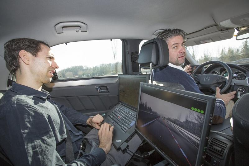 Mercedes Autobahnpilot