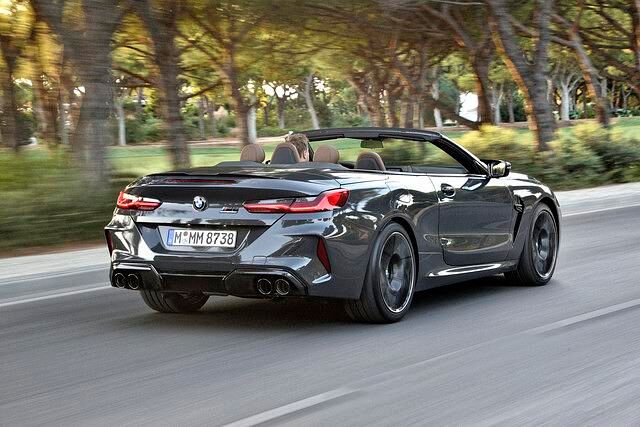 Auf die Straße bringen M8 Coupé und Cabrio die Kraft immer über alle vier Räder