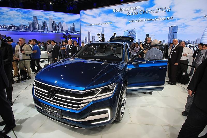 VW T Prime Concept GTE - Vorschau auf den neuen Touareg