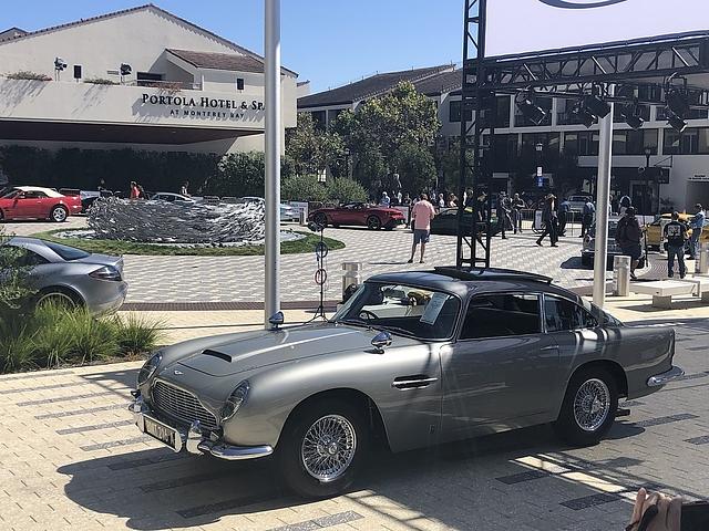 Aston Martin DB5 007
