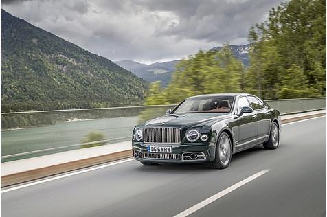 Bentley Mulsanne Speed - 0 auf Tempo 100 in unter fünf Sekunden