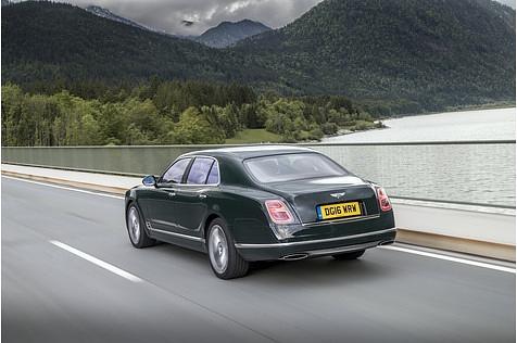 Bentley Mulsanne Speed - 5,57 Meter lang und stilsicher