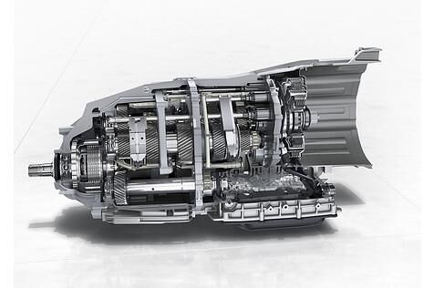 Das neue Achtgang-Doppelkupplungsgetriebe wird auch beim Hybrid-Panamera zum Einsatz kommen.