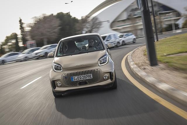 Der Smart EQ Fortwo hat einen Wendekreis von 6,95 Metern