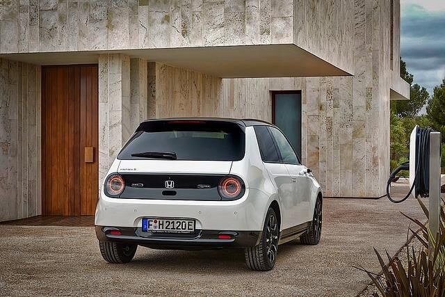 Honda e
