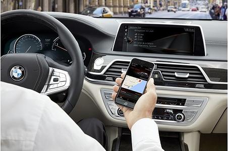 BMW Connected: voll vernetzt in die Zukunft - Weißblauer Mikrokosmos