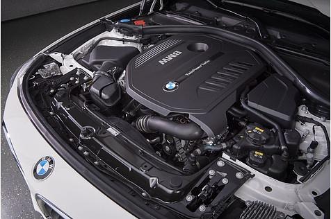 Der Top-Motor 340i leistet 240 kW / 326 PS