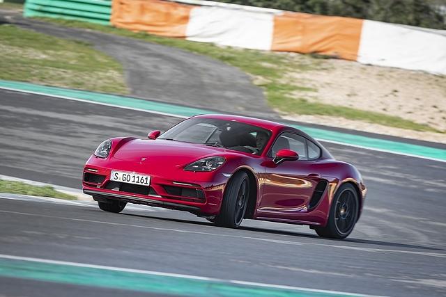 Porsche 718 Cayman GTS 4.0