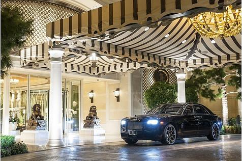 Der neue Rolls-Royce Black Badge hier als Ghost.