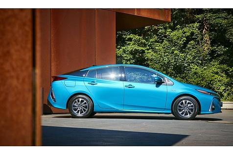 Der neue Toyota Prius Plug-in Hybrid ist um 16,5 Zentimeter in der Länge gewachsen.
