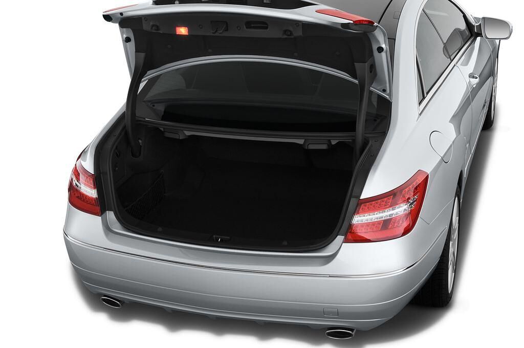 Mercedes E-Class (Baujahr 2010) - 2 Türen Kofferraum