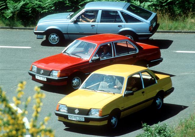 1981 folgt der Ascona C in drei Karosserievarianten 