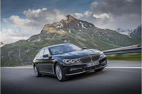 Der BMW 740Le xDrive iPerformance hat 240 kW /326 PS
