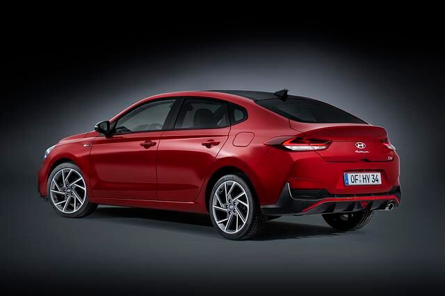Weiterhin wird Hyundai den i30 als Fastback, optional auch als N-Line, anbieten