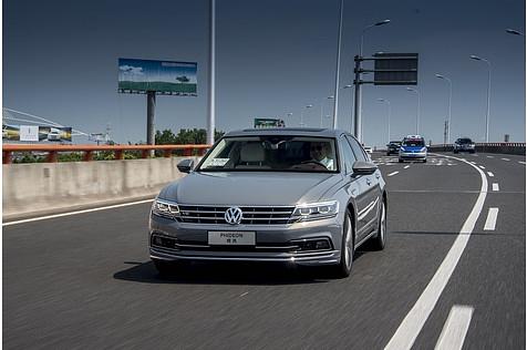 Chrom gehört auch beim VW Phideon dazu