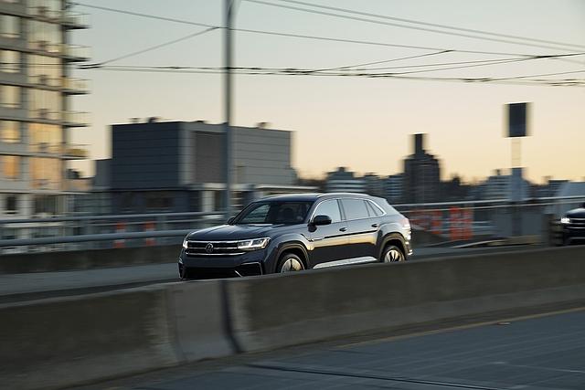 VW Atlas Cross Sport 2.0 TSI AWD