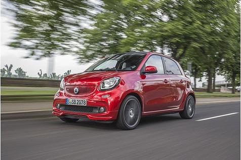Nach 10,5 Sekunden erreicht der aufgepeppte Smart 100 km/h