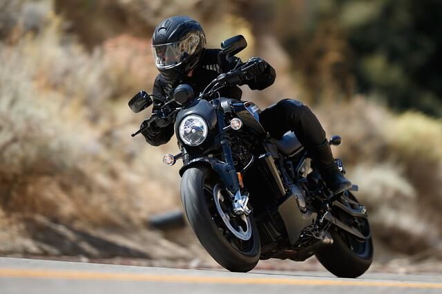 Neue Motorradtypen wie etwa die neue Harley-Davidson Bronx müssen fit für die Euro-5-Abgasnorm sein