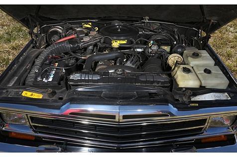 V8-Motor, was sonst