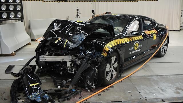 Der neue Porsche Taycan hat sich ebenfalls als sicheres Auto beim EuroNCAP erwiesen