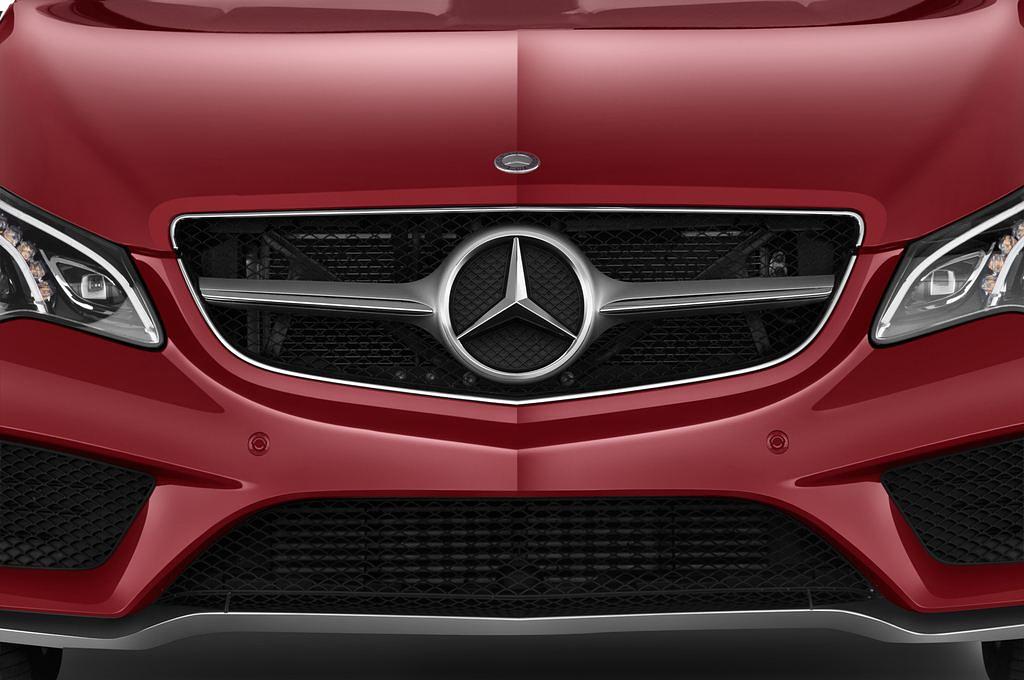 Mercedes E-Class (Baujahr 2015) - 2 Türen Kühlergrill und Scheinwerfer