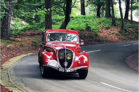 Dieser Peugeot 202 von 1938 hatte mit der Strecke in den Niederlanden keinerlei Probleme.