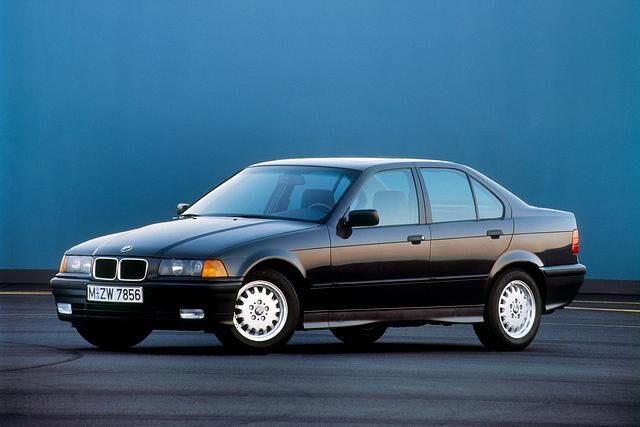 Die Medien bejubelten windschlüpfrige Formen und Vmax-Verbesserung des BMW 3er (E36)