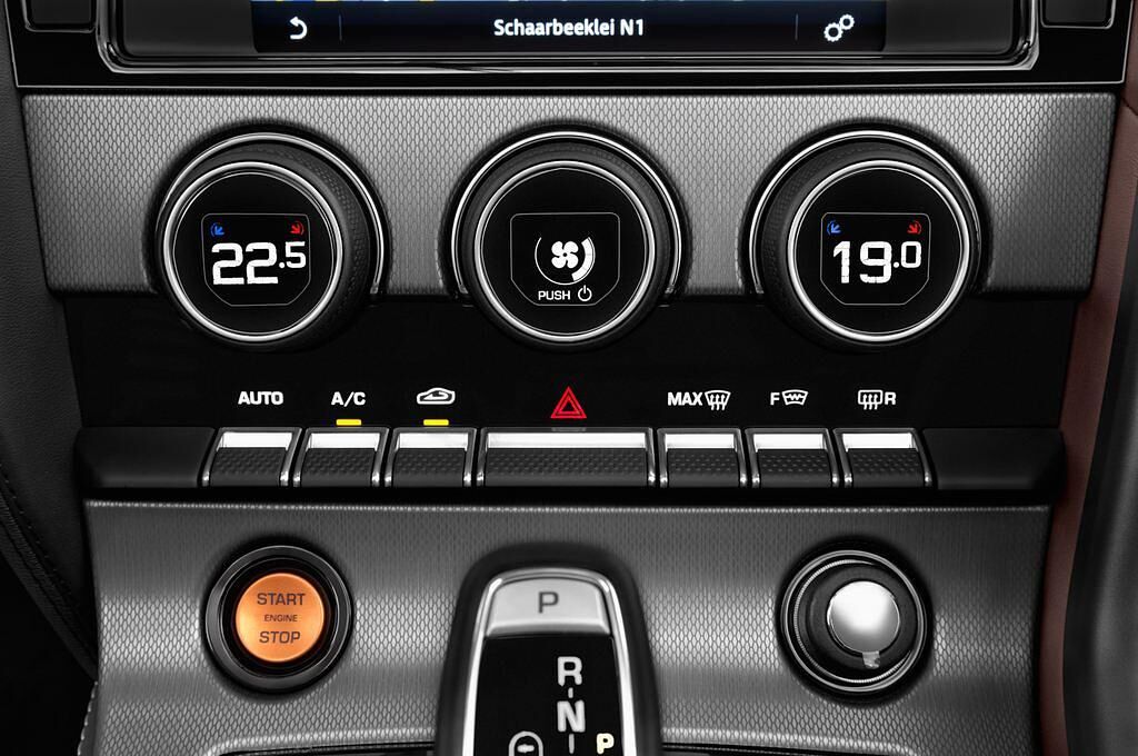 Jaguar F Type (Baujahr 2016) S 2 Türen Temperatur und Klimaanlage