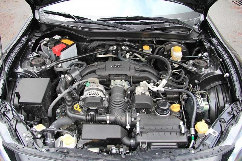 Der 2,0 Liter große Vierzylinder-Boxermotor des Subaru BRZ.